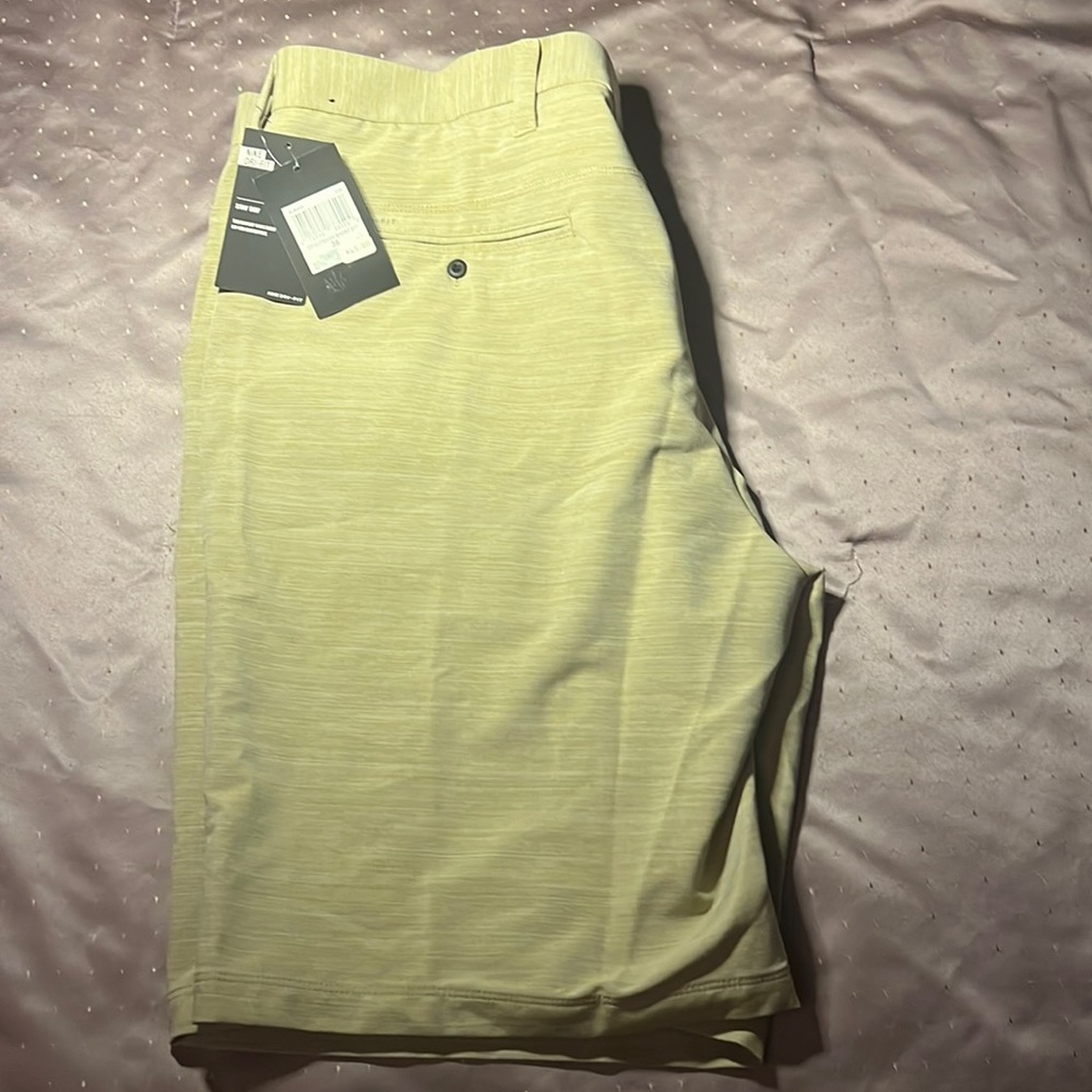Men’s Hurley dri- fit shorts, size 36
